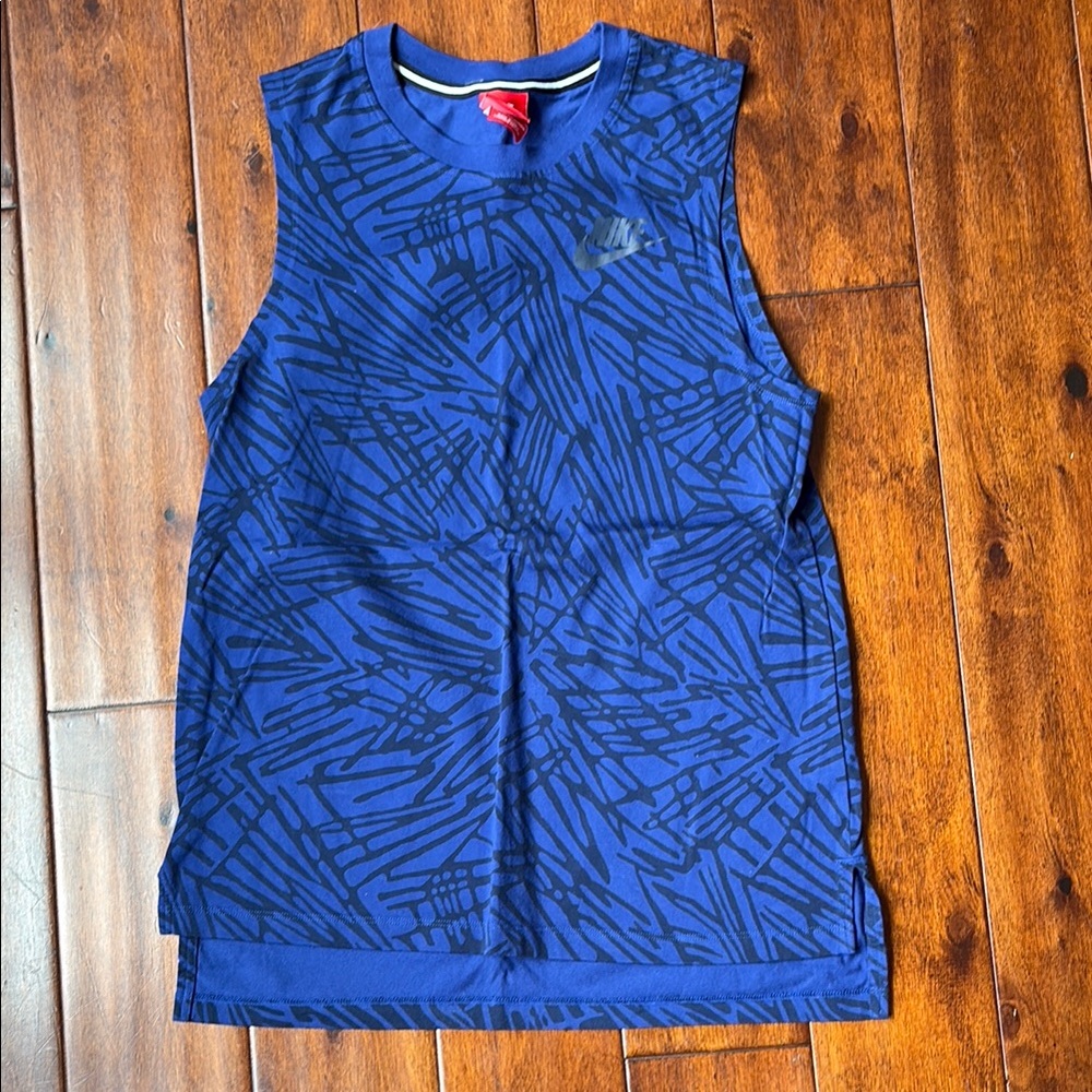 Nike Women’s Blue Sleeveless Top
